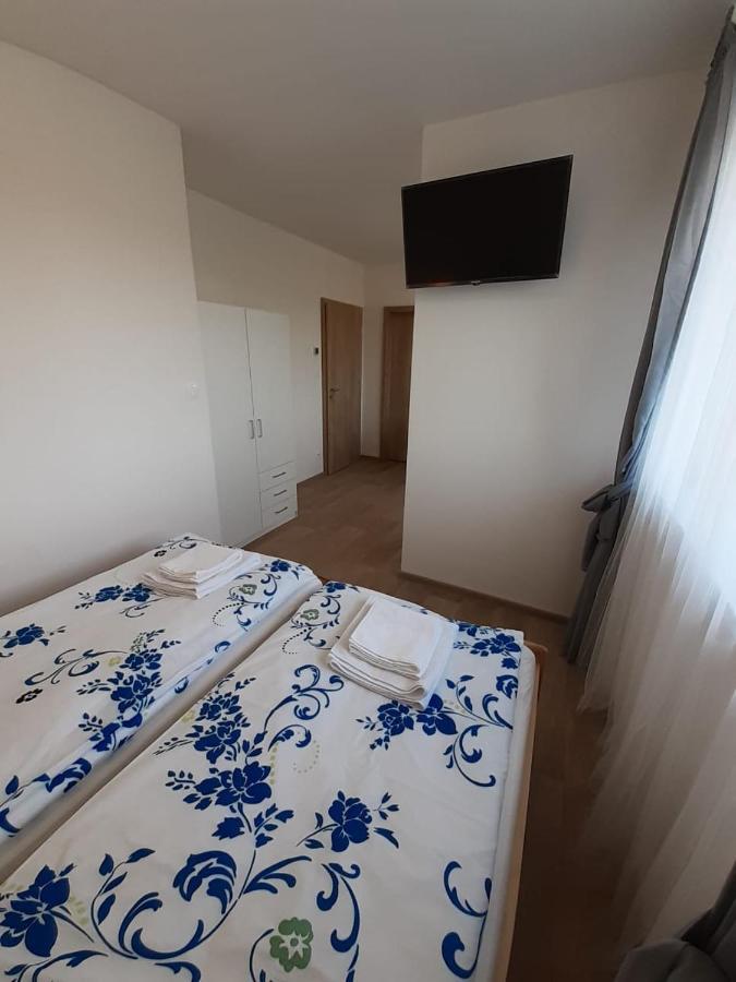 Valen Apartmany วาลติตซา ภายนอก รูปภาพ